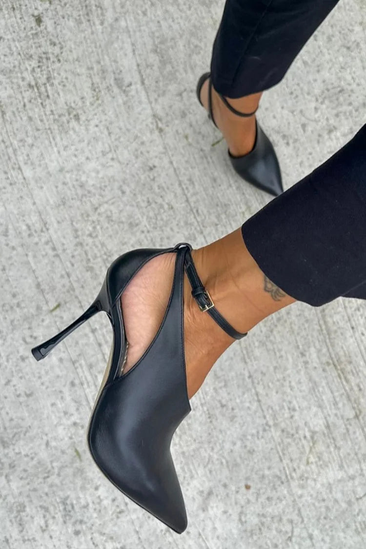 FLAVIA | POINTED TOE COURT SHOES WITH ANKLE STRAP