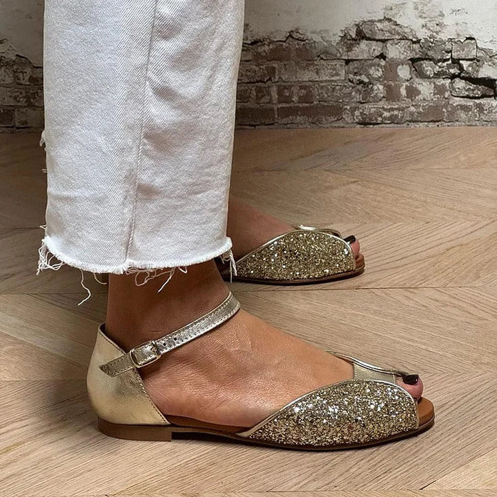 FLAVIA | Elegant and Sparkling Glitter Flat Sandal