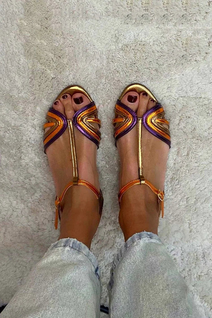 NERINA | Low multi-strap sandals with elegant metallic details