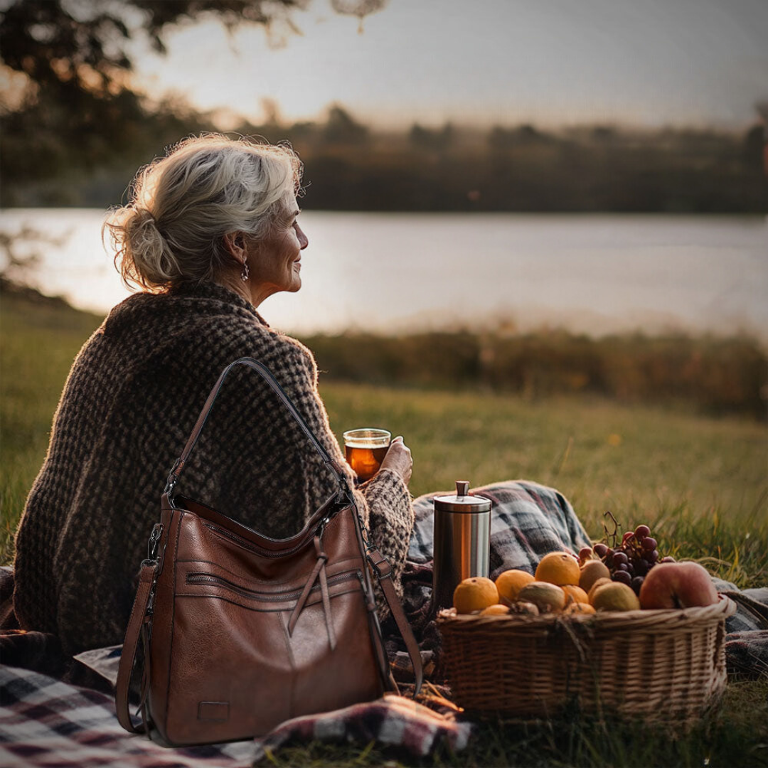 Magda | Luxurious Shoulder Bag