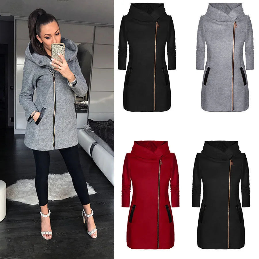 Delilah | Loose-fitting coat with hood and side zip