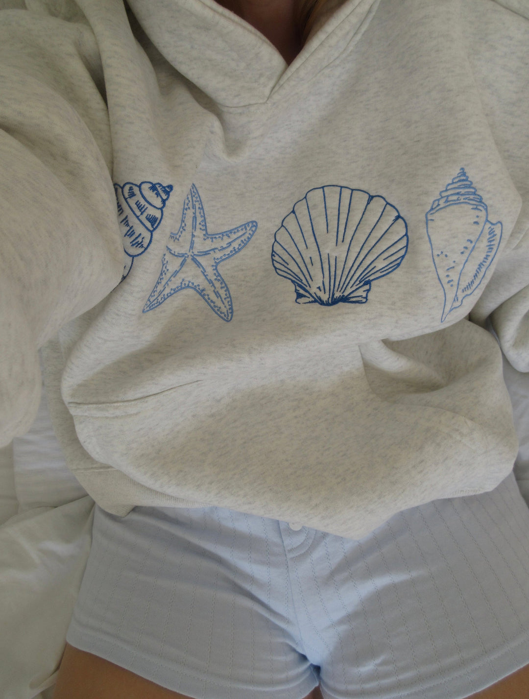Seashell | Unisex Sweatshirt with Shells