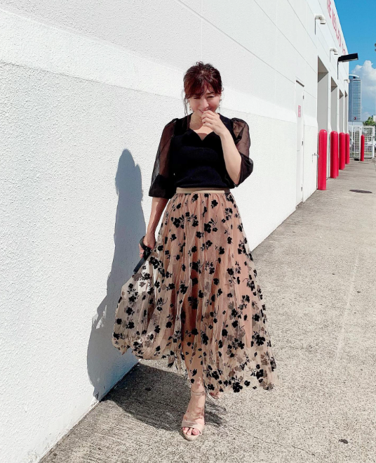 Odette | Elegant Tulle Midi Skirt