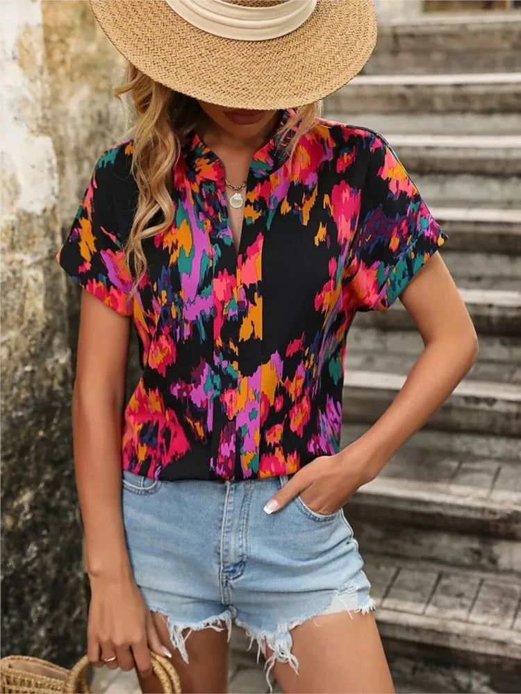 Loraine | Blouse with Colourful Print