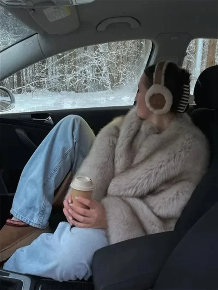 Cora | Elegant loose-fitting winter coat