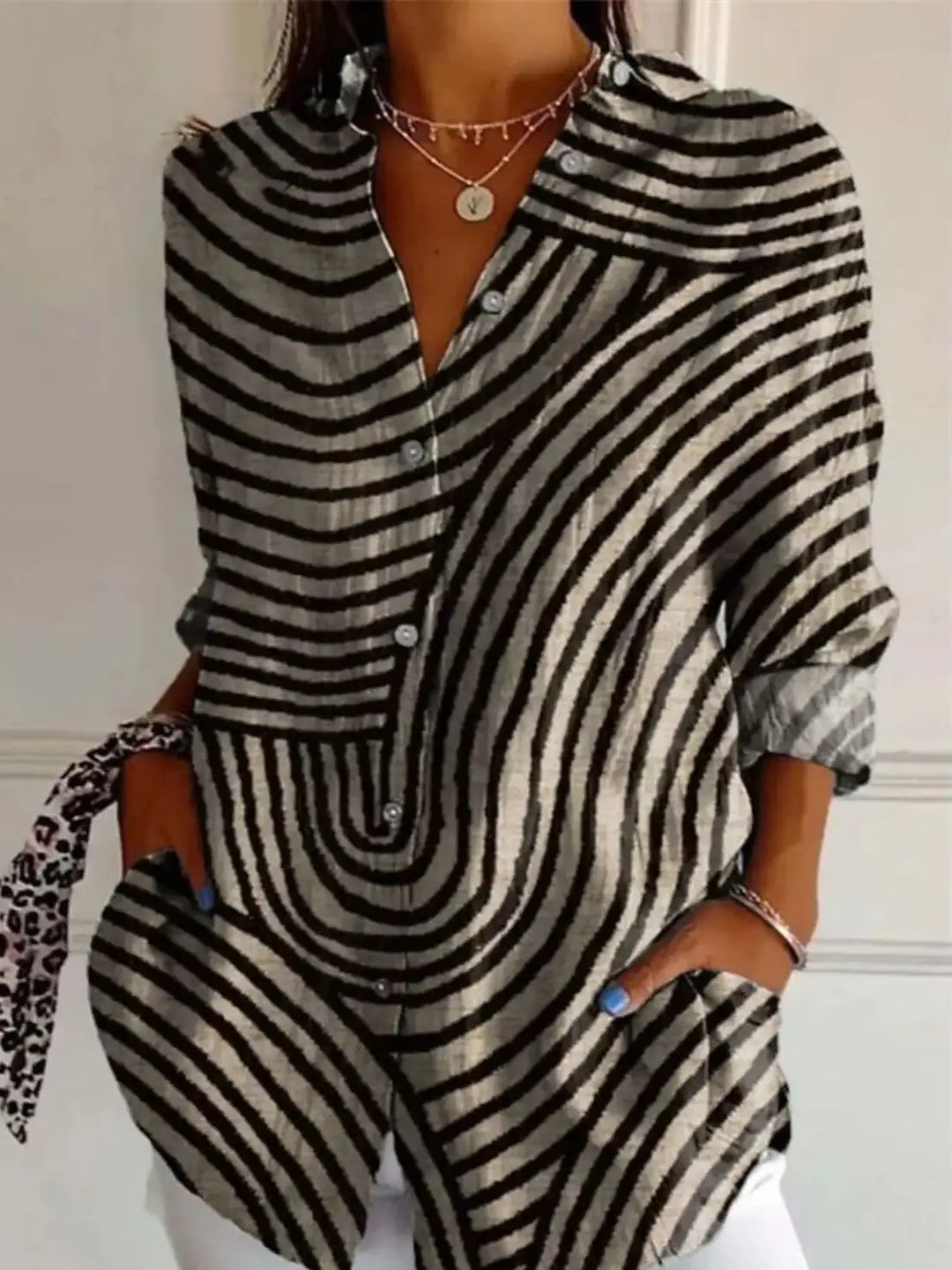 Kamila | Chic Striped Blouse