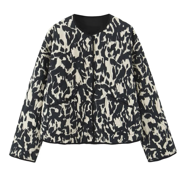 Adriana | Short women's jacket with animal print and round neck
