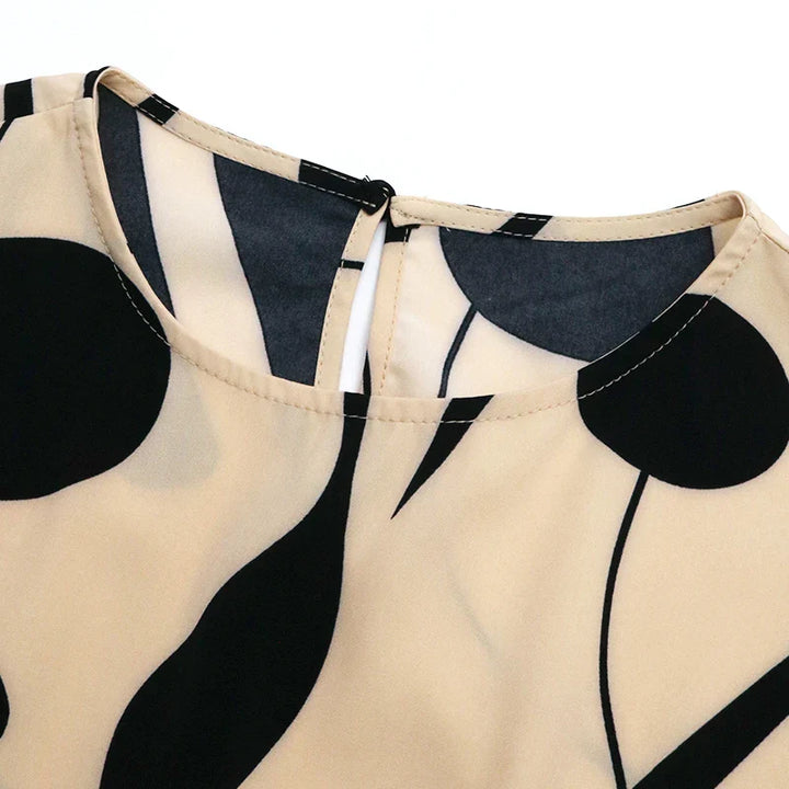 Allaine | Elegant Pleated Midi Dress