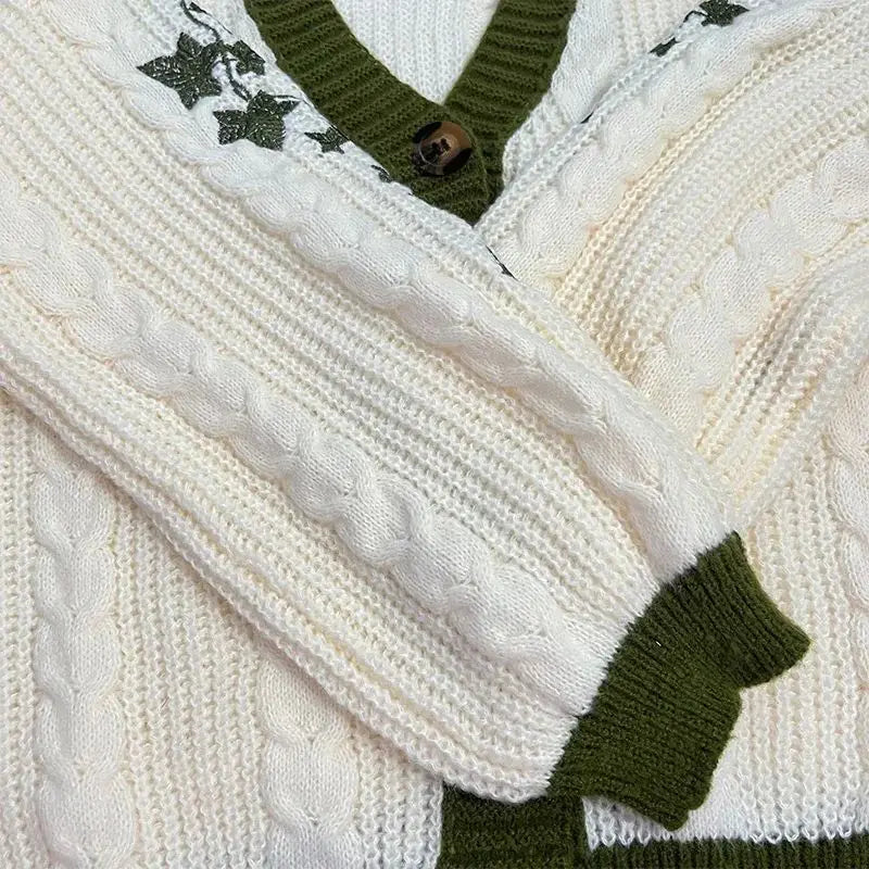 Giselle | Warm and Elegant Cable Knit Cardigan