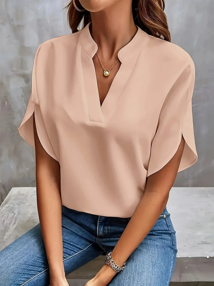 Thalia | Elegant blouse with refined cut
