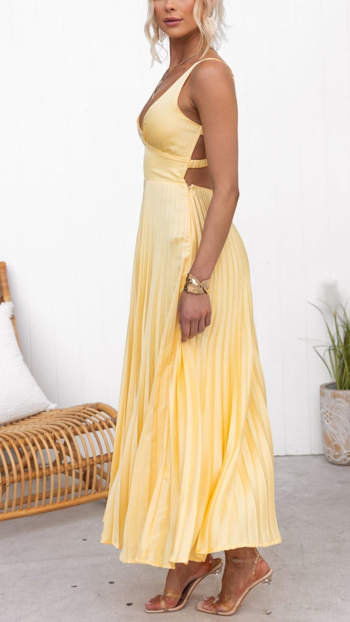 Aby | Elegant pleated maxi dress