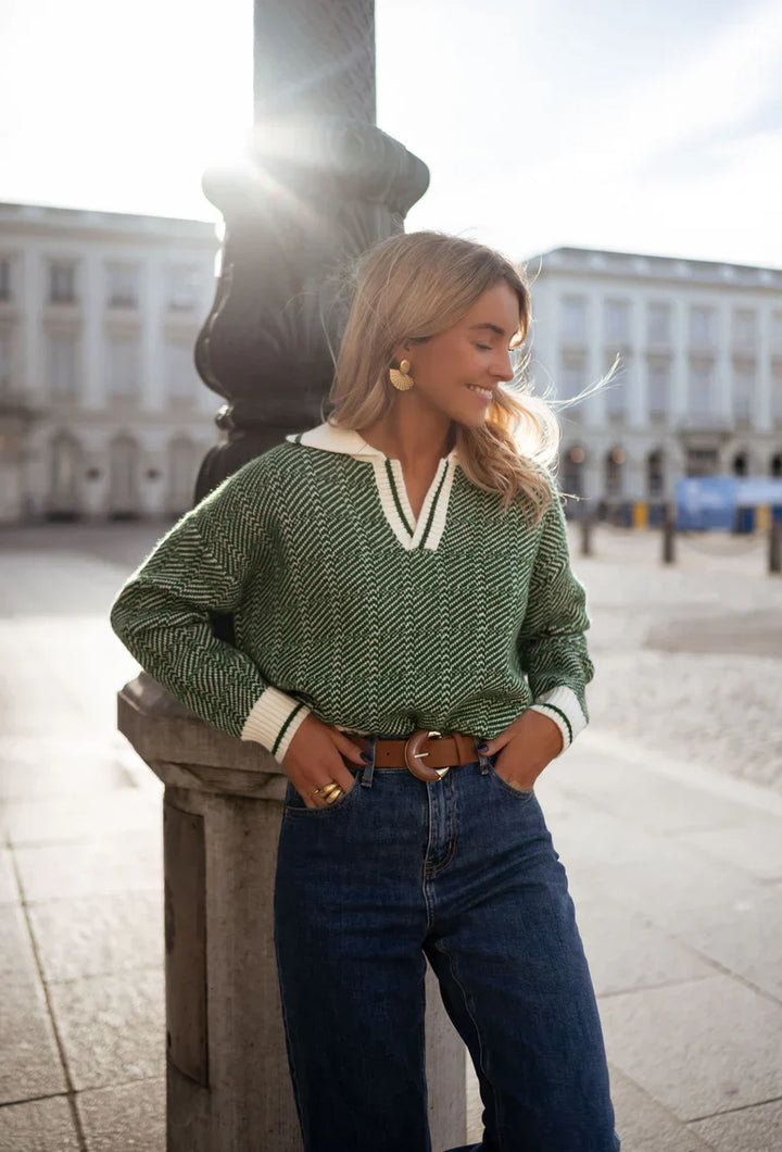 Ella | Stylish Jumper with a Retro Touch